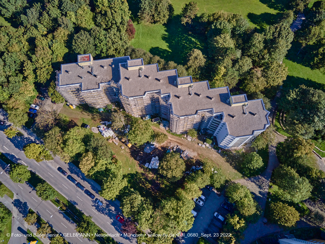 23.09.2022 - Karl-Marx-Ring 53-53c und Studentenwohnheim und Marx-Zentrum in Neuperlach